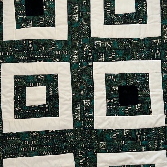 Handmade Green and White Patchwork Quilt Throw Geometric Pattern 38" x 54" - Picture 7 of 16